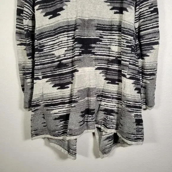 Lucky Brand Gray Black Aztec Waterfall Open Cardigan Sweater Women Size M - Picture 9 of 10